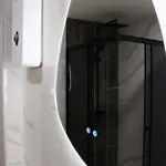 S Lux Center *