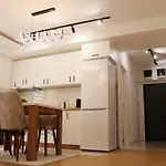 Apartamento S Lux Center Escópia
