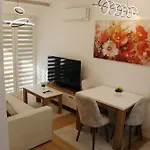 Apartamento S Lux Center