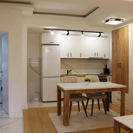 S Lux Center Apartamento Escópia