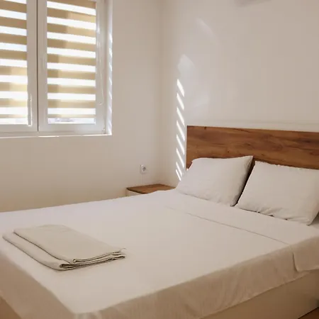 S Lux Center スコピエ