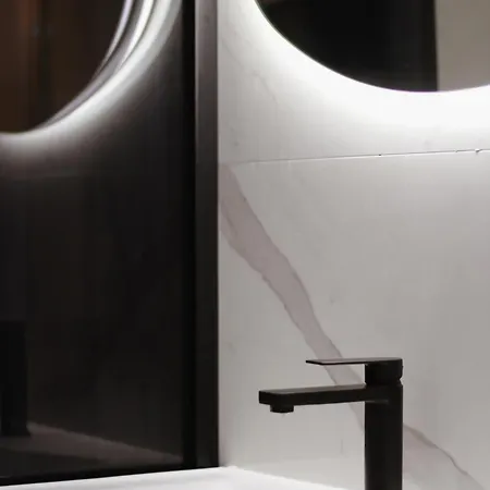 S Lux Center アパート スコピエ