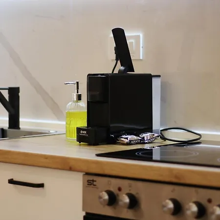 S Lux Center アパート