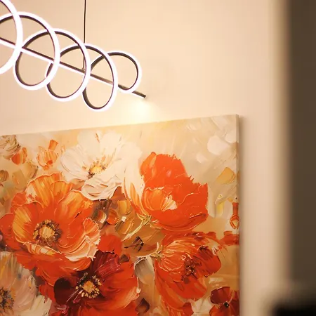 アパート S Lux Center