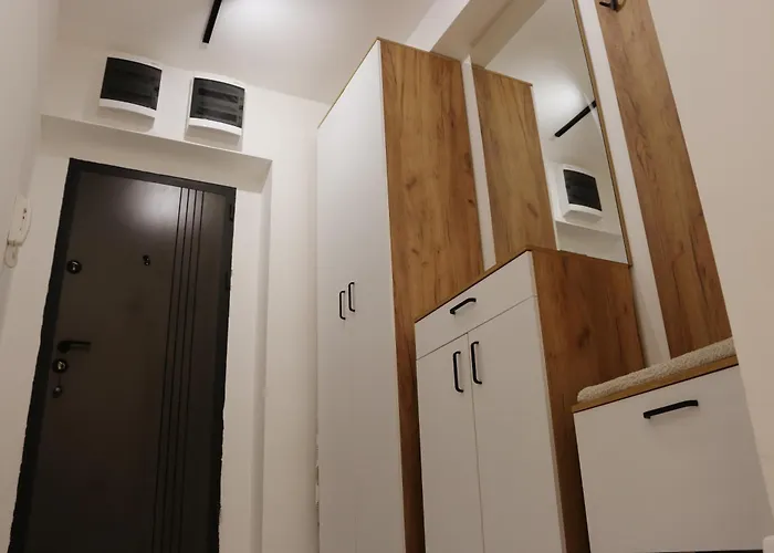 S Lux Center * Üsküp