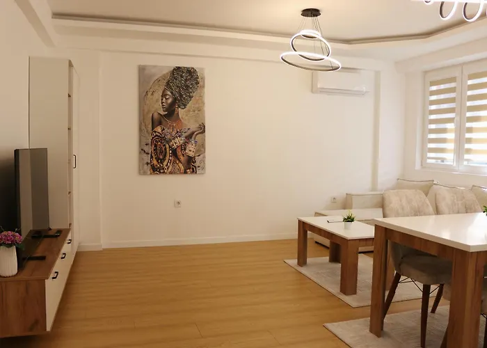 Daire S Lux Center *