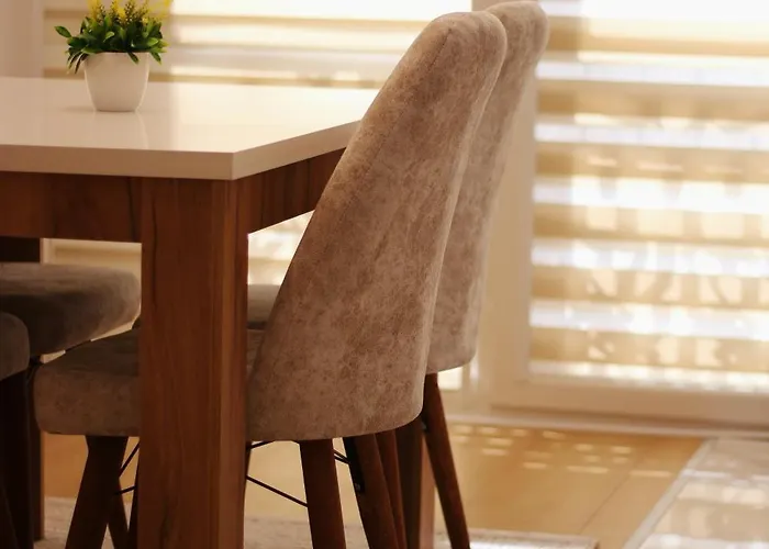 S Lux Center * Üsküp